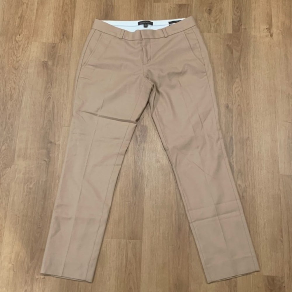 Banana Republic Beige/Tan Ankle Pants - Sz 2
